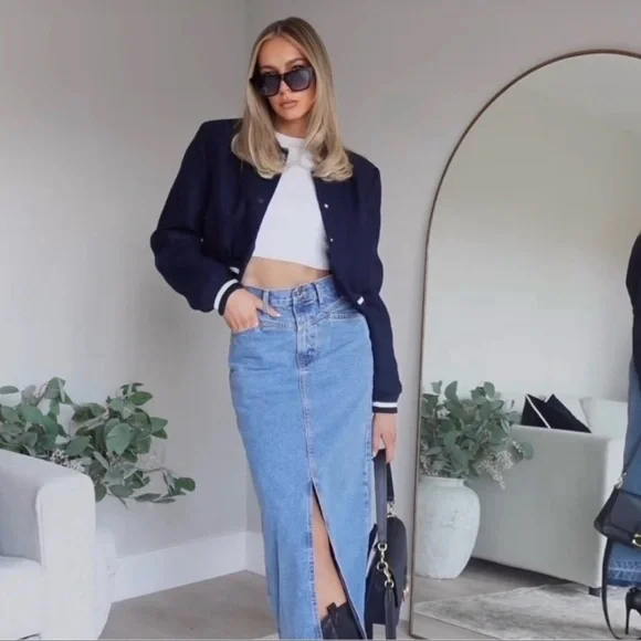 Zara Dark Blue Bomber Jacket with White Details - Picture 8 of 9